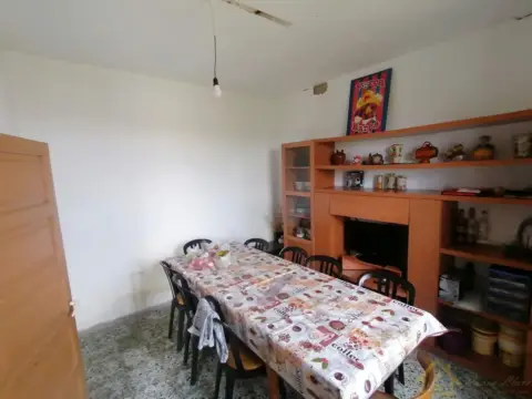 Casa en calle Ramil