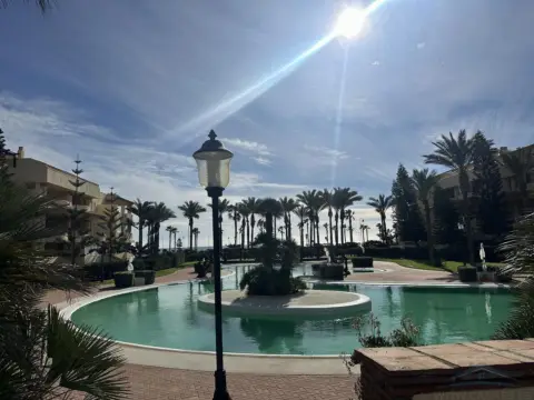 Piso en Paseo Marítimo Urbanización