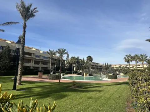 Piso en Paseo Marítimo Urbanización