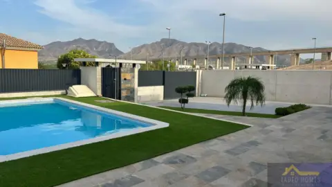 Chalet en Urbanización de la Gineta, nº s/n