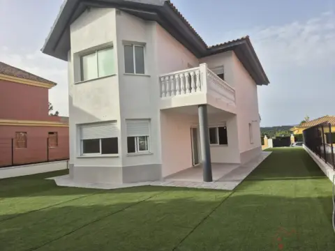 Chalet en calle Figuera