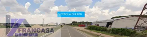 Nave comercial en Zona Suroeste