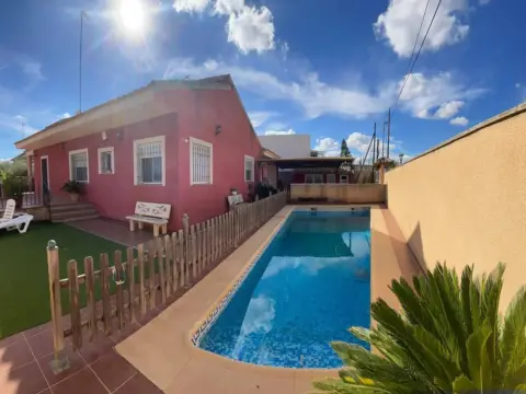 Chalet en calle del Chopo, nº s/n