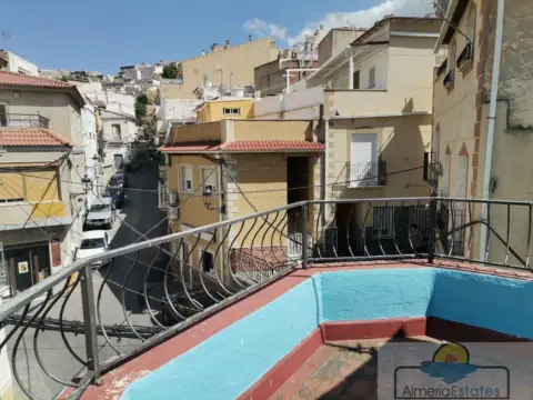 Casa en calle Macael