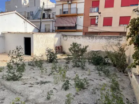 Terreno en calle Filipon de Cope