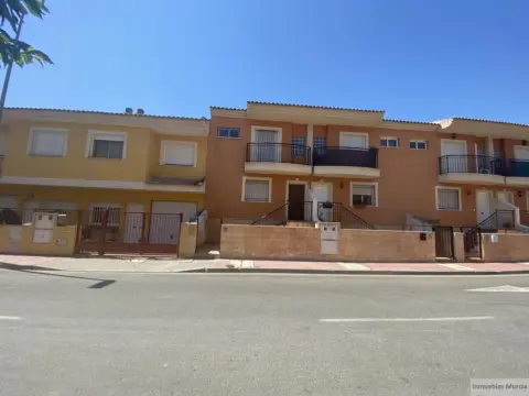 Dúplex en calle Tablacho Moreno