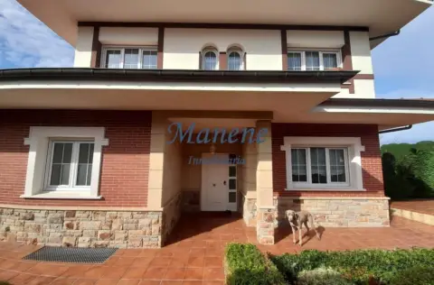 Chalet en Larrabasterra
