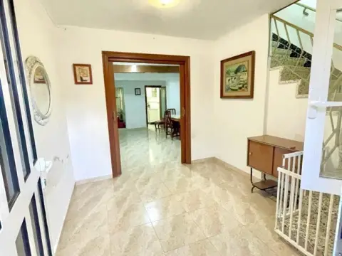 Casa en calle de Cánovas Coveño