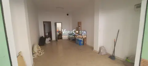 Local comercial en Emiliano Cabot