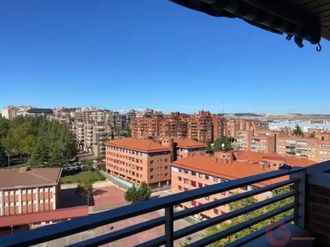 Piso en Parquesol