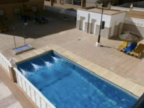 Piso en Aguadulce Sur