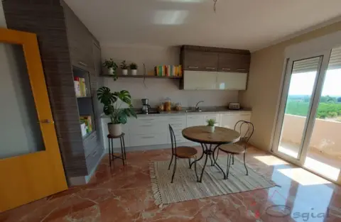 Piso en Tous