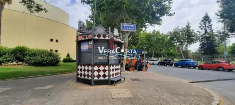 Local comercial en Avenida Parque