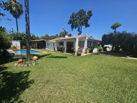 Chalet en Atalaya Baja