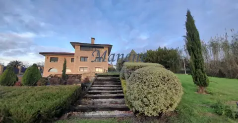 Casa rústica en Loiu