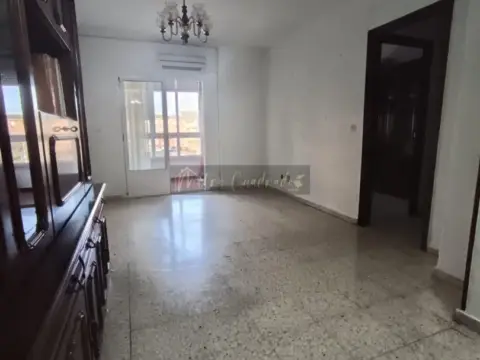 Piso en Poligono Nueva Ciudad