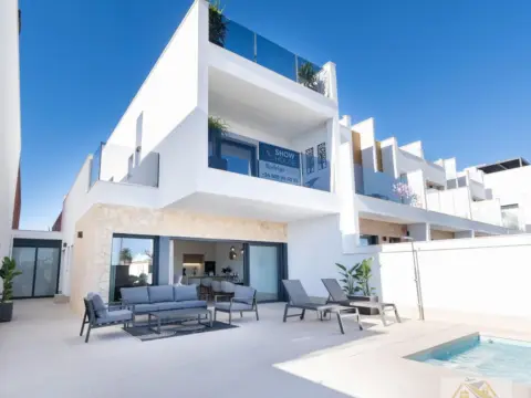 Casa rústica en Residencial
