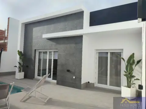 Casa rústica en calle de José Sanchez Lozano