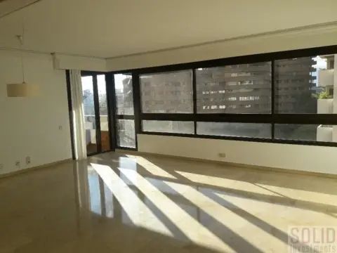 Piso en Plaza de la Legión Española