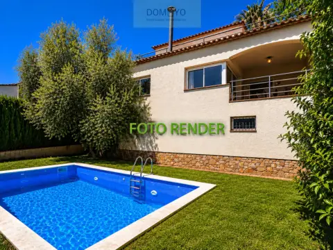 Casa en Avinguda del Rosselló