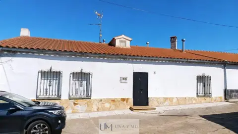 Casa – Pedrosillo de los Aires, La Dueña de Abajo
