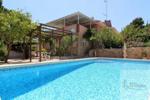 Chalet en Los Balcones