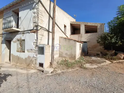 Rustic Finca in Rosildos