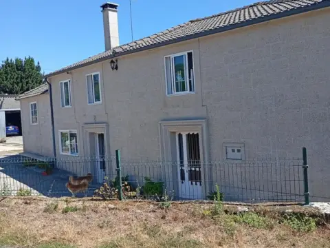 Casa en Palas de Rei