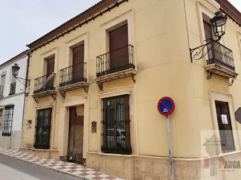 Chalet en calle de la Corredera, 22