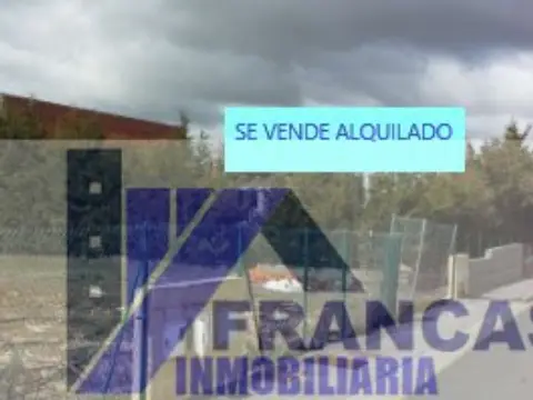 Chalet en En La Urbanización Canteras Hondas