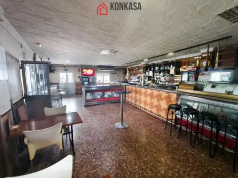Local comercial en calle Molino