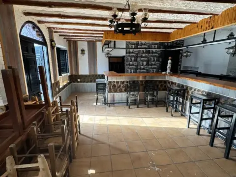 Nave comercial en Roquetas de Mar