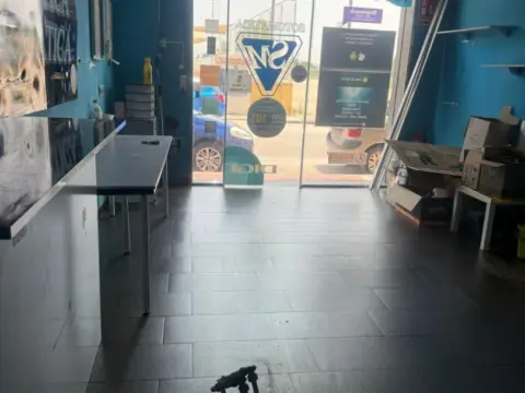 Local comercial en Campo Futbol