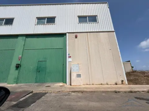 Nave comercial en La Mojonera