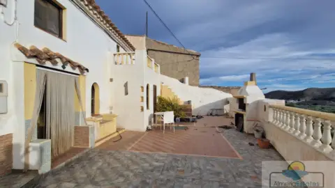 Casa rústica en Llano del Espino