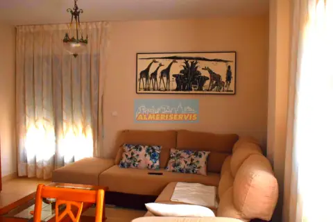 Casa en calle de Aries