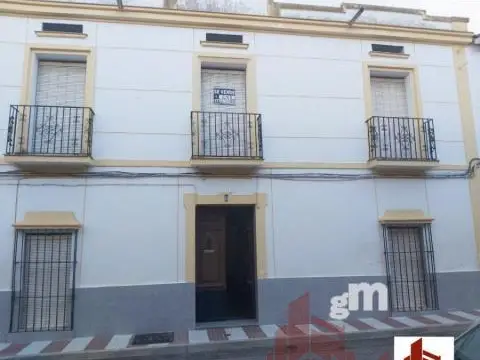Casa en Centrica Cerca de La Plaza