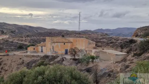 Casa rústica en Llano del Espino