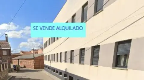 Piso en Cerca de La Plaza San Isidro