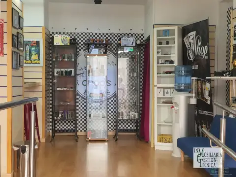 Local comercial en Centro