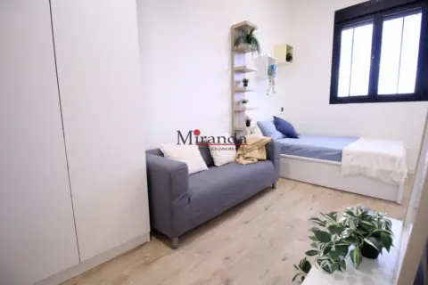 Estudio en Avenida Príncipe de Asturias, 94