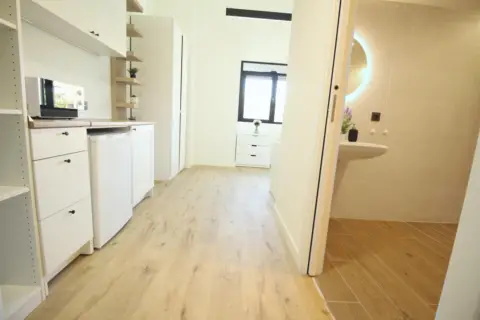 Estudio en Avenida Príncipe de Asturias, 94