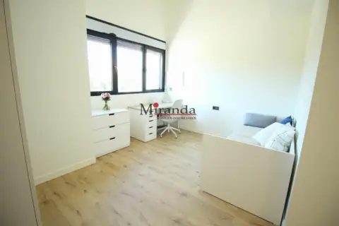 Estudio en Avenida Príncipe de Asturias, 94