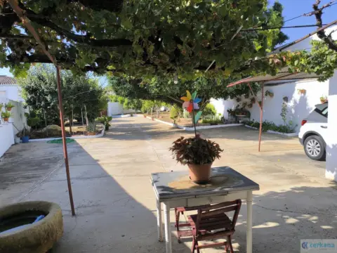 Casa en Avenida Alcaldesa María Regla Jiménez, 162