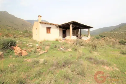 Finca rústica en Los Toriles