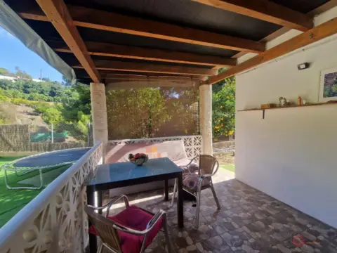 Finca rústica en Monte de los Almendros