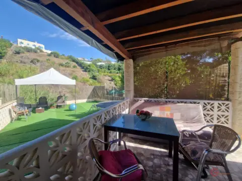 Finca rústica en Monte de los Almendros