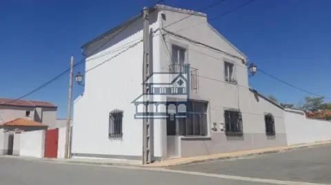 House in Castillejo de Salvatierra
