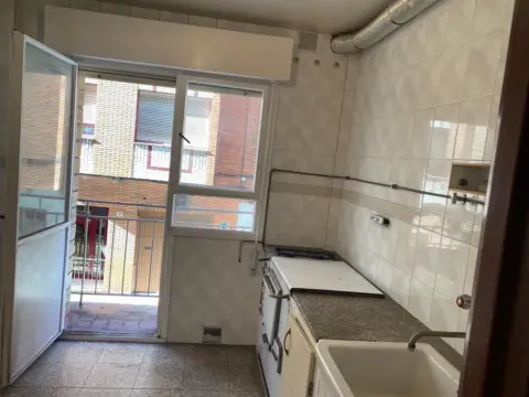 Piso en calle de Cardona, 6