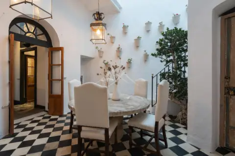 Casa en calle de José Castrillón, 5